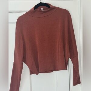 Nordstrom ABOUND cropped ribbed mock neck shirt